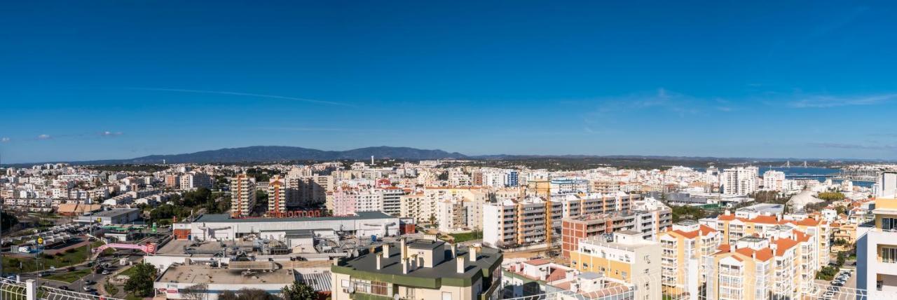 Algarve Beach Vibes Apartment, Wifi, Pool, Ac, Bbq Portimao Exterior photo