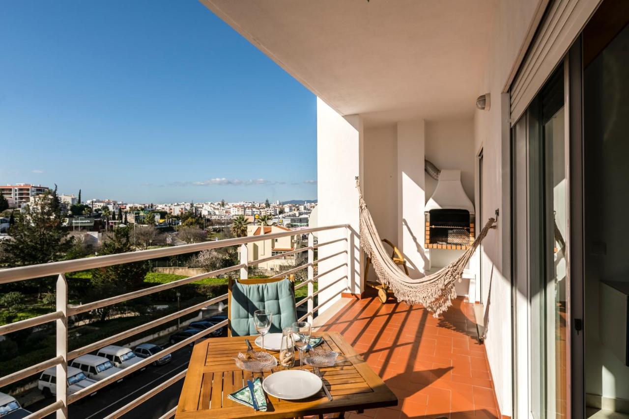 Algarve Beach Vibes Apartment, Wifi, Pool, Ac, Bbq Portimao Exterior photo